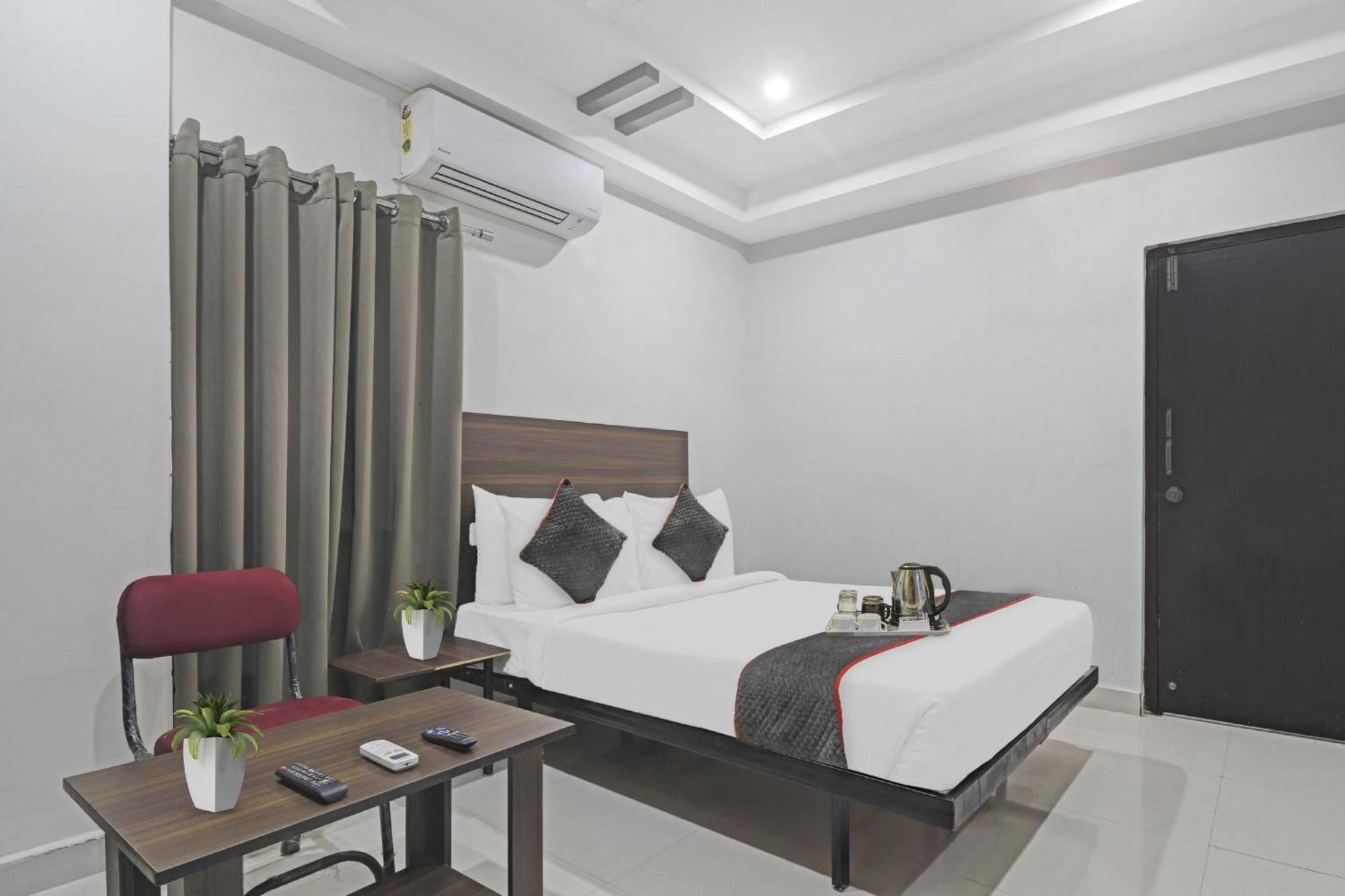 Collection O White House Near Kims Kondapur Hotel Kondapur  Exterior photo