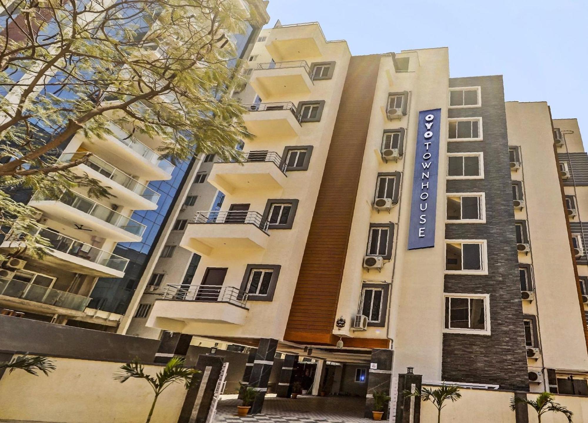 Collection O White House Near Kims Kondapur Hotel Kondapur  Exterior photo